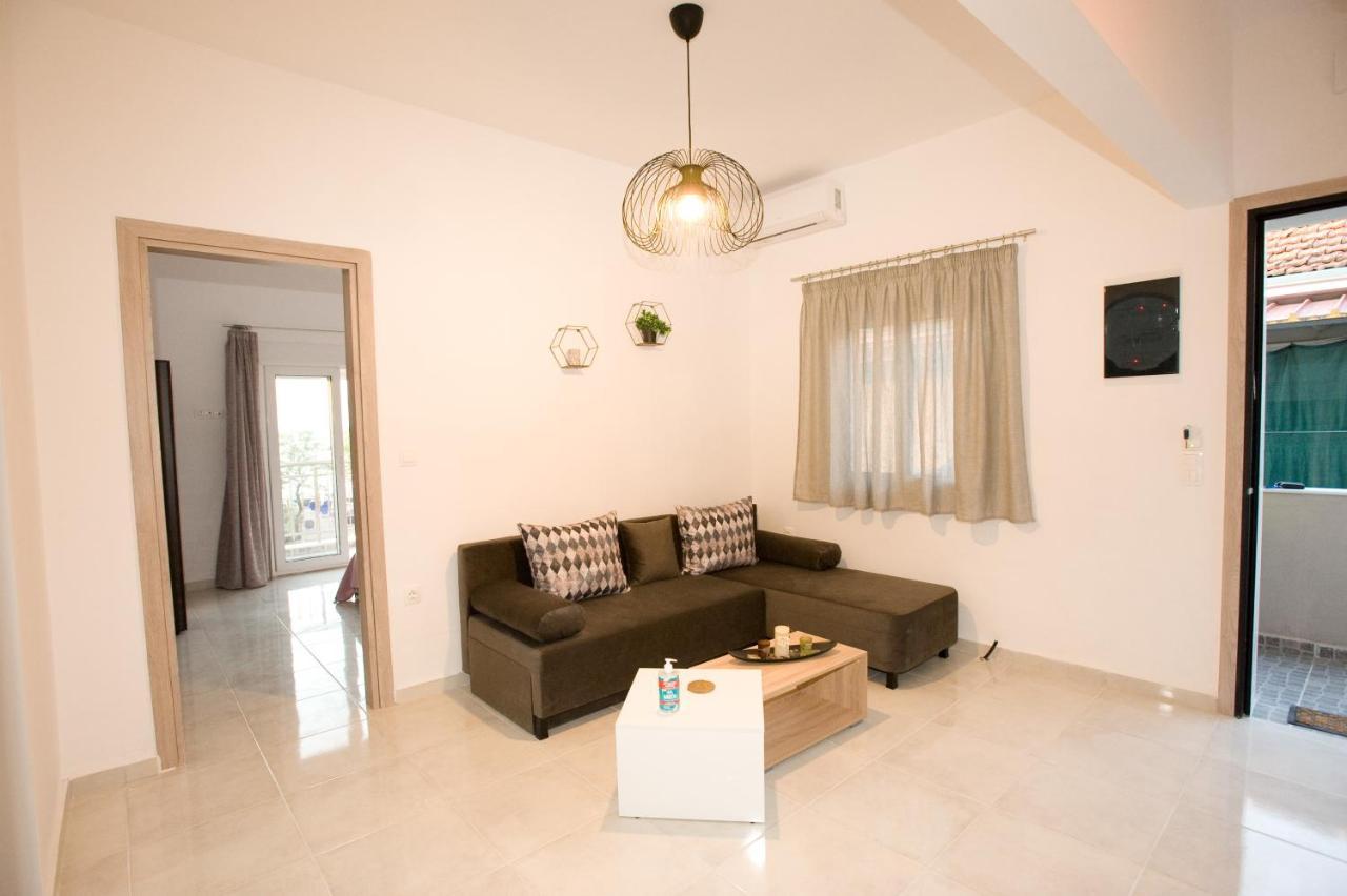 Sea Gem Apartment 1 Néi Epivátesz Kültér fotó