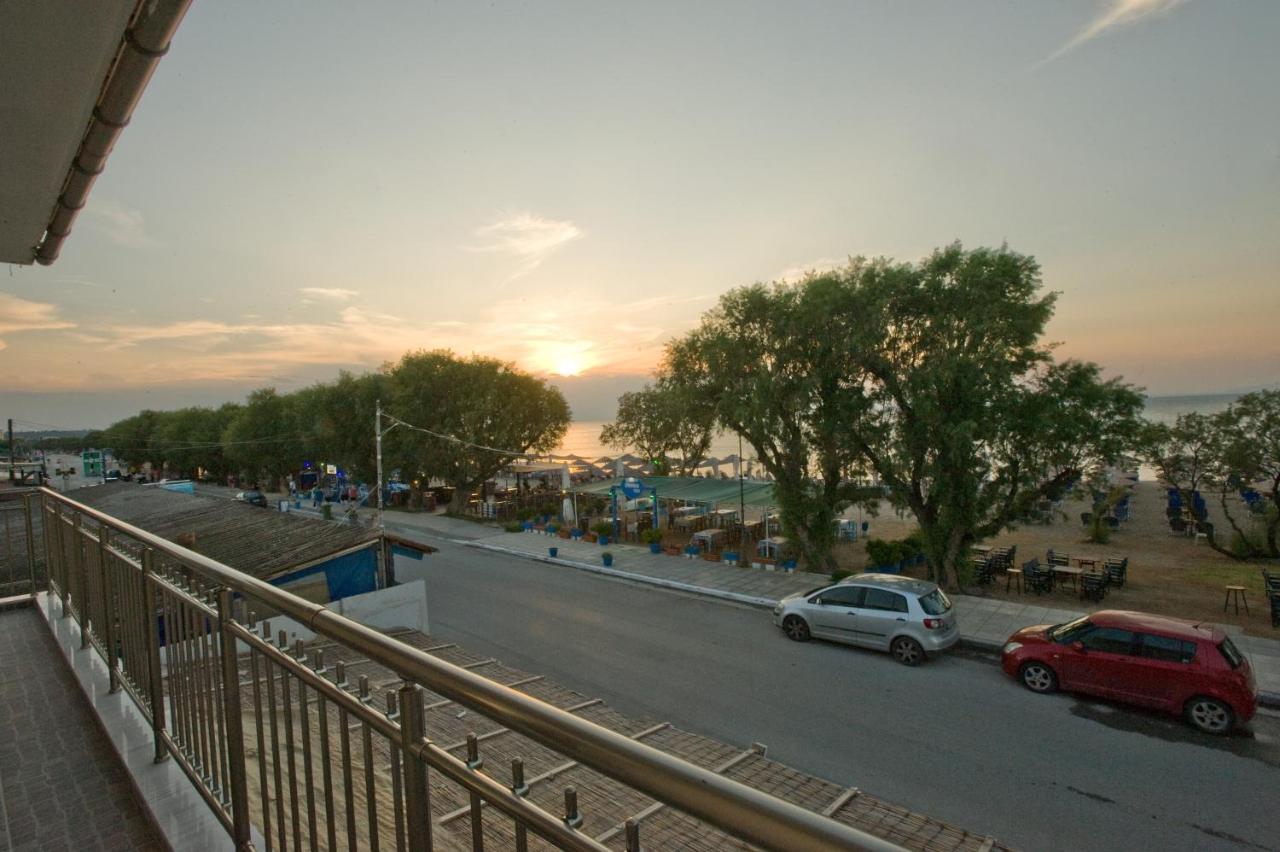 Sea Gem Apartment 1 Néi Epivátesz Kültér fotó