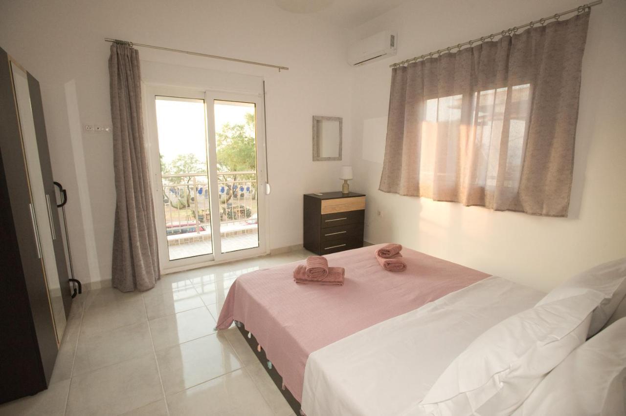 Sea Gem Apartment 1 Néi Epivátesz Kültér fotó